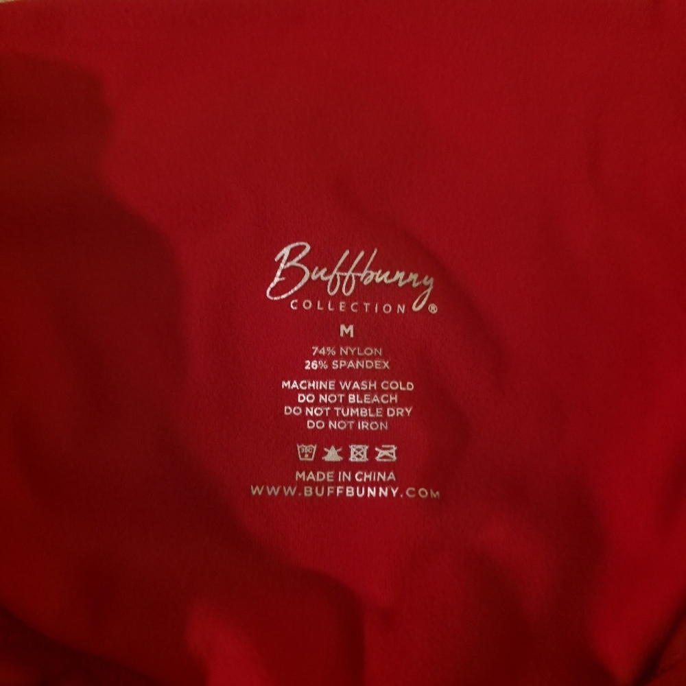 BuffBunny Legacy Pocket Legging In Salsa Red- Size M